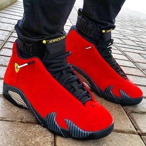 Caja de Tenis Jordan 14